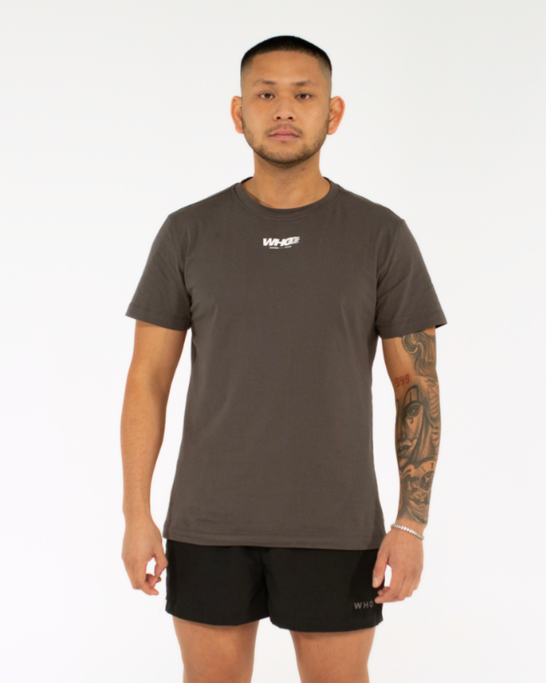 Staples Tee | Carbon Grey - Who Active